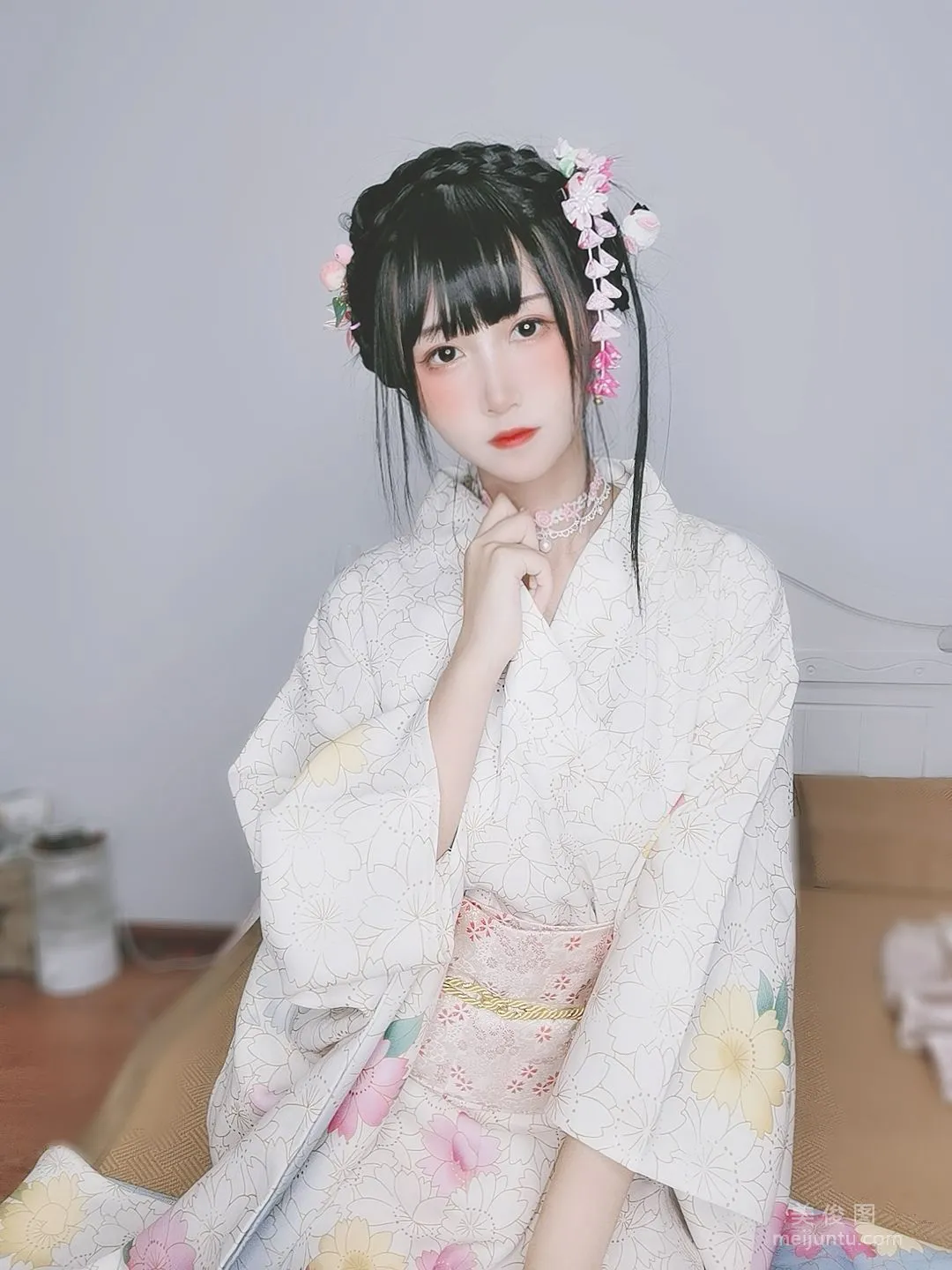 Sandu 69: Web Idols photo 27