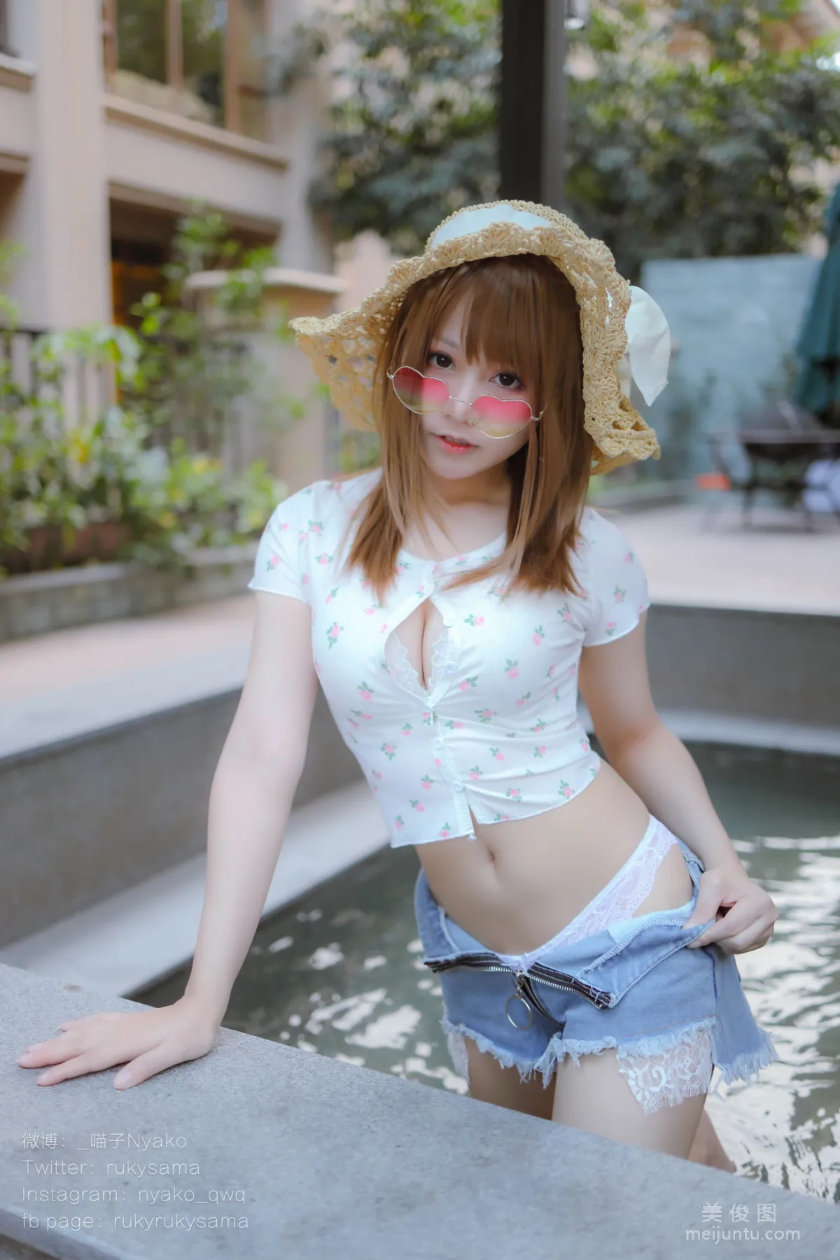 [网红COSER写真] 萌妹子Nyako喵子 - 温泉旅行 套图13