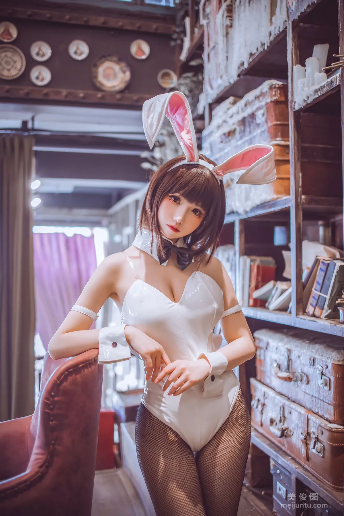 [Web Celebrity COSER Photos] Coser Yiyi - Megumi Kato Bunny Girl photo 11