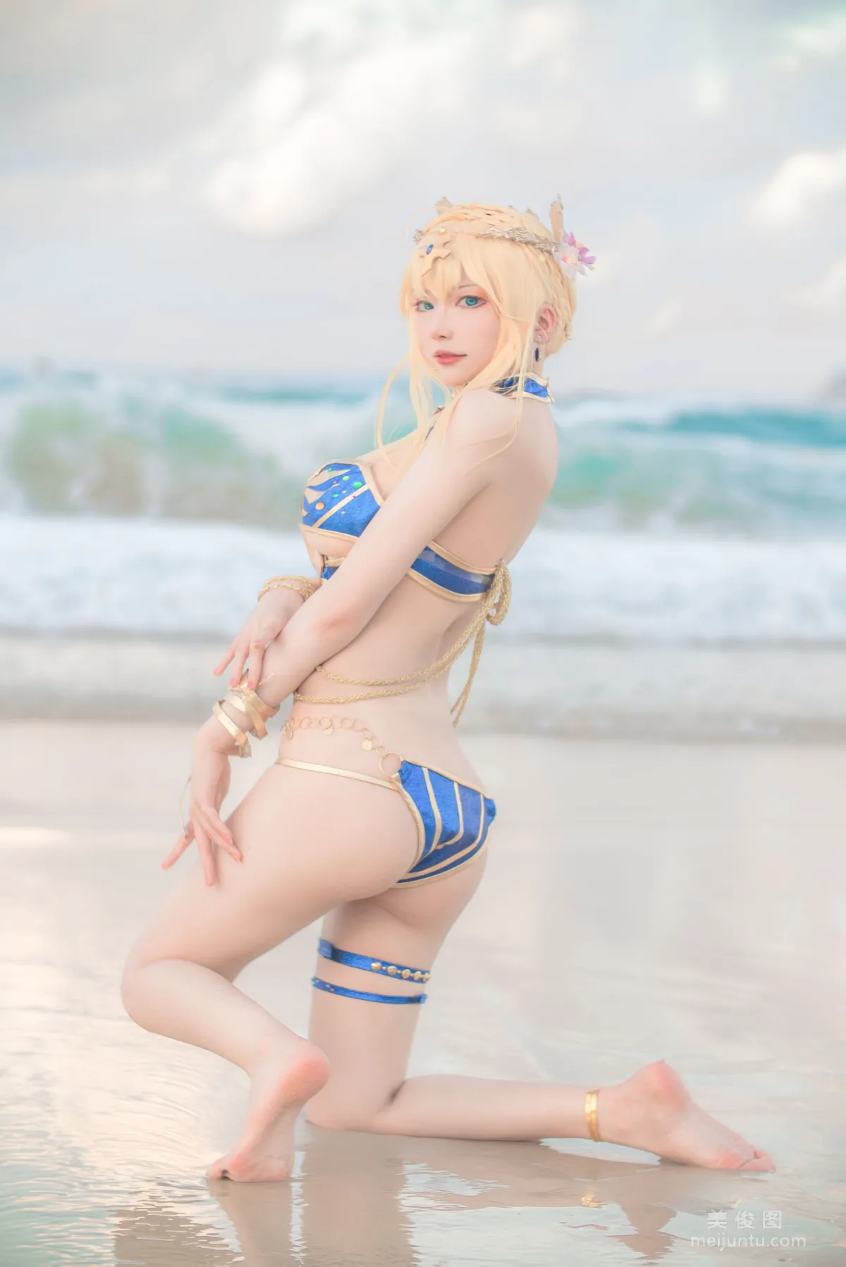[Internet Celebrity COSER Photo] Qisikuai wii, White Gun Swimsuit photo 22