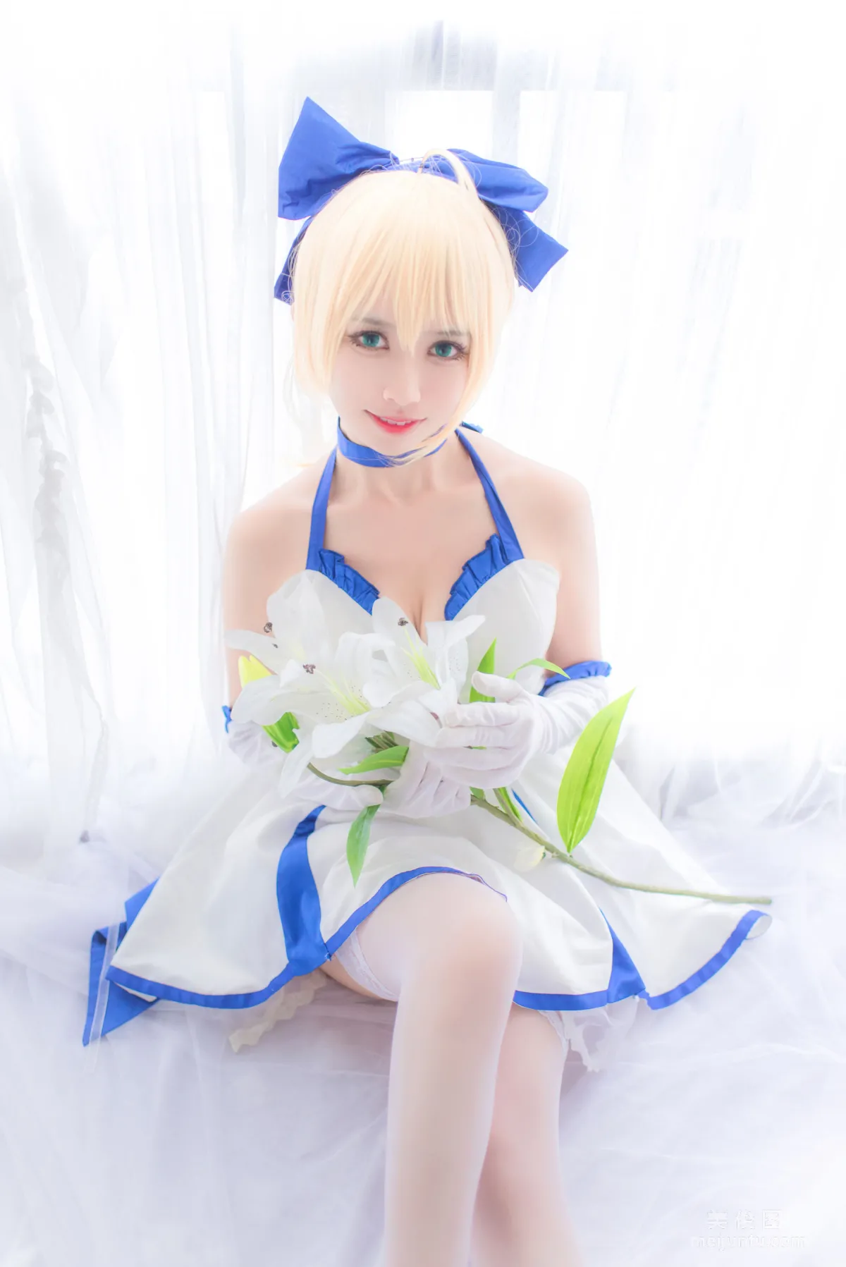 Manyu Feier: Web Idols photo 1
