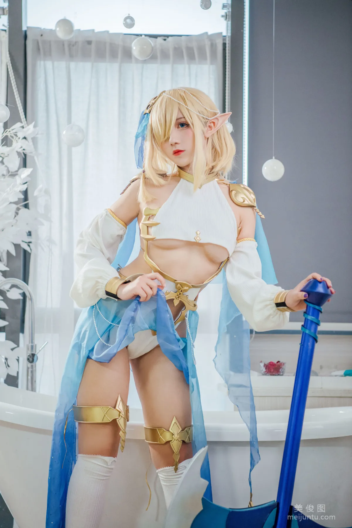 Jiuqu Jean: Web Idols photo 6