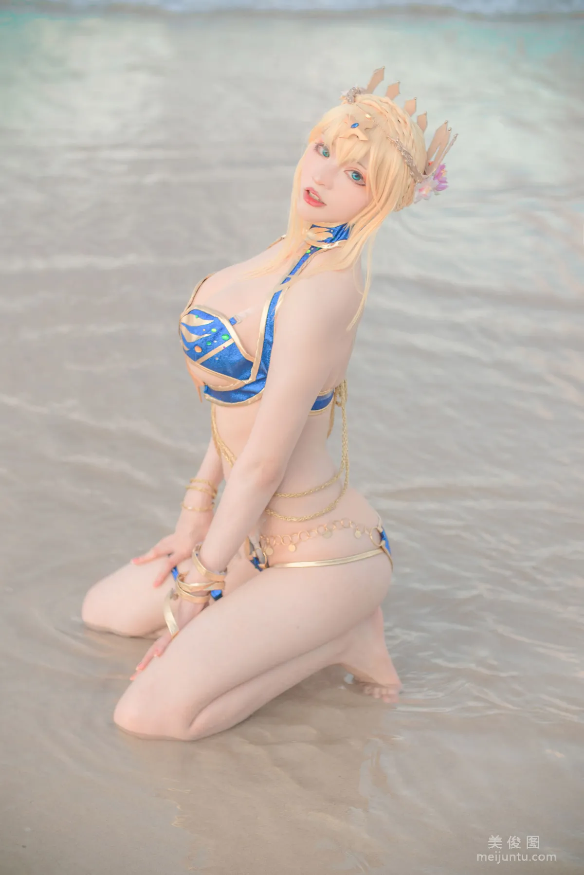[Internet Celebrity COSER Photo] Qisikuai wii, White Gun Swimsuit photo 27
