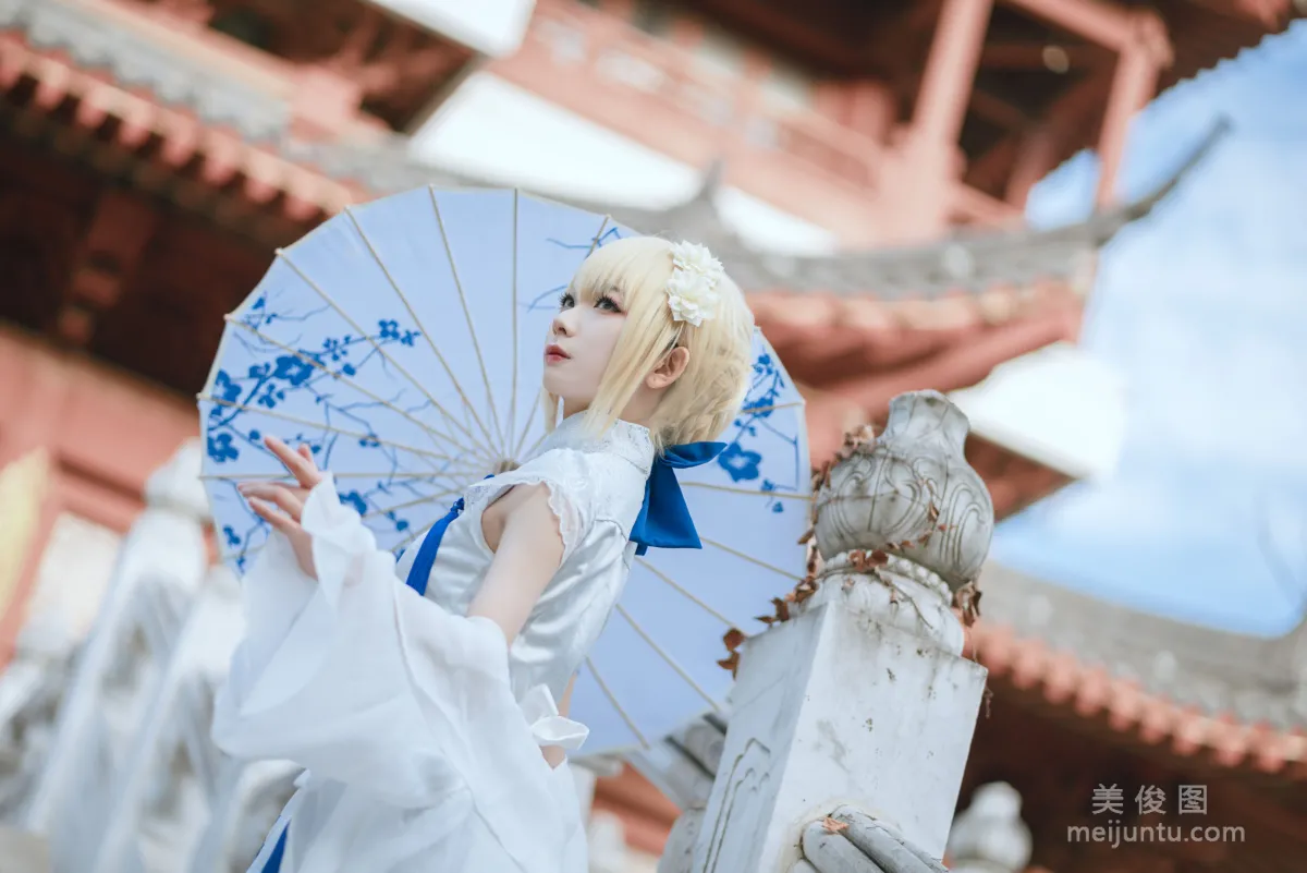 [Web Idols Coser Photos] Anime Blogger Fengjiangjiang v, saber qipao Set photo 11