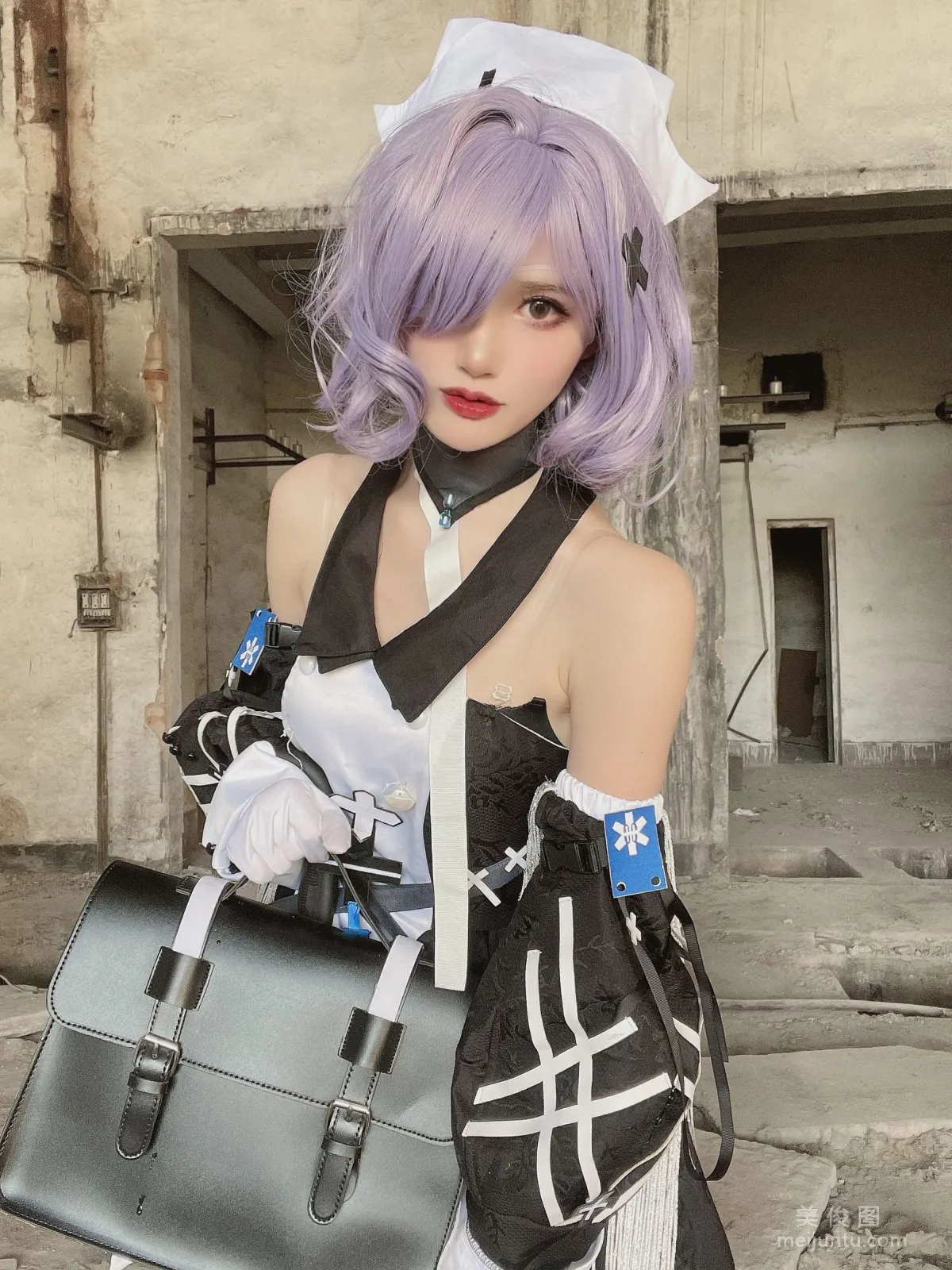 Muzhi Benguo: Web Idols photo 2