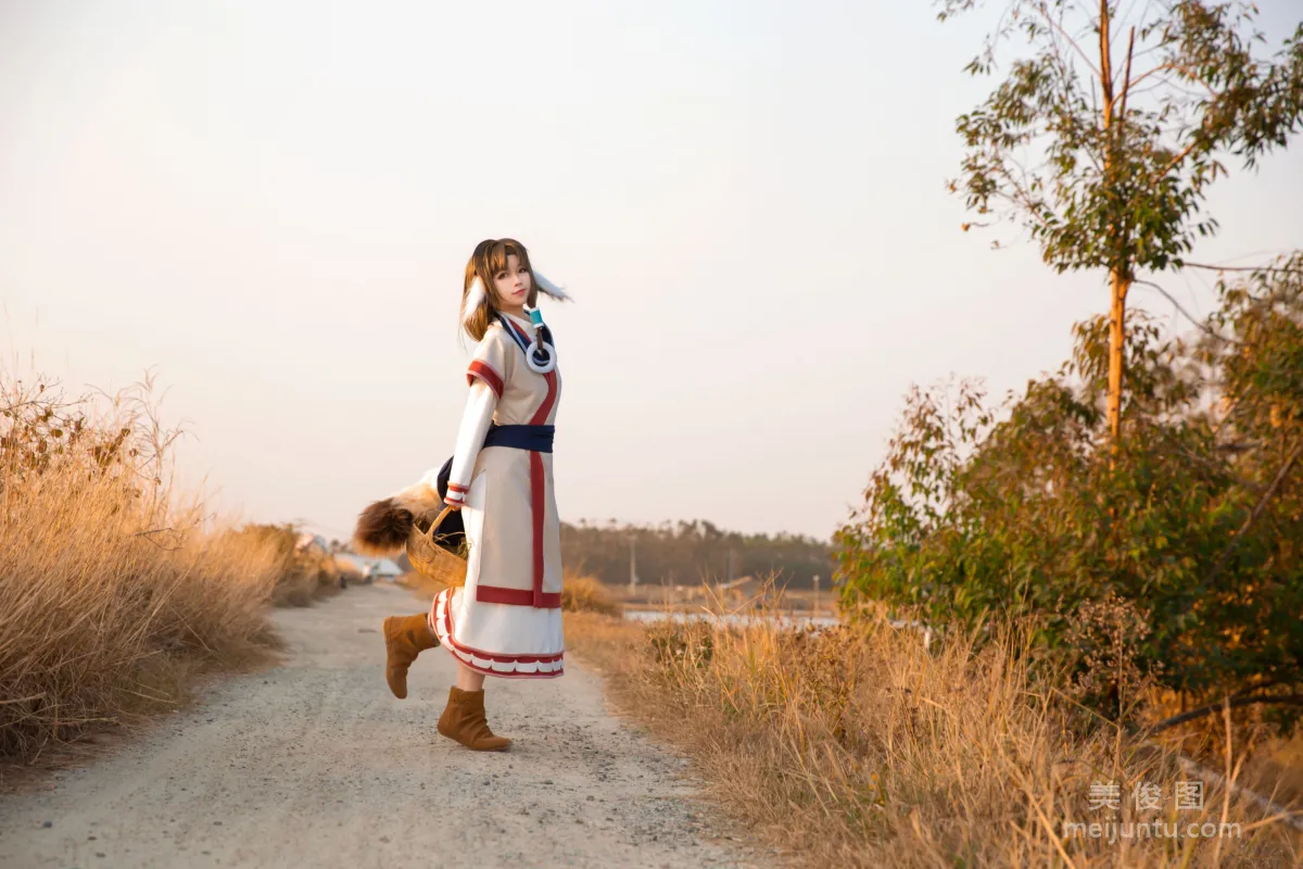 [网红COSER] 动漫博主G44不会受伤 - 艾露露 套图16