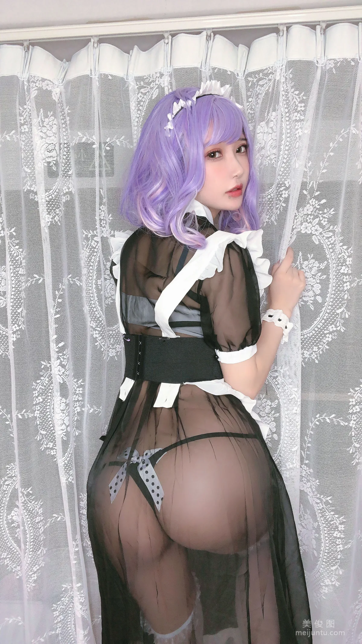 [Web Celebrity COSER Photo] Anime Blogger Abao Yeshi Tuniang - Maid Set photo 4
