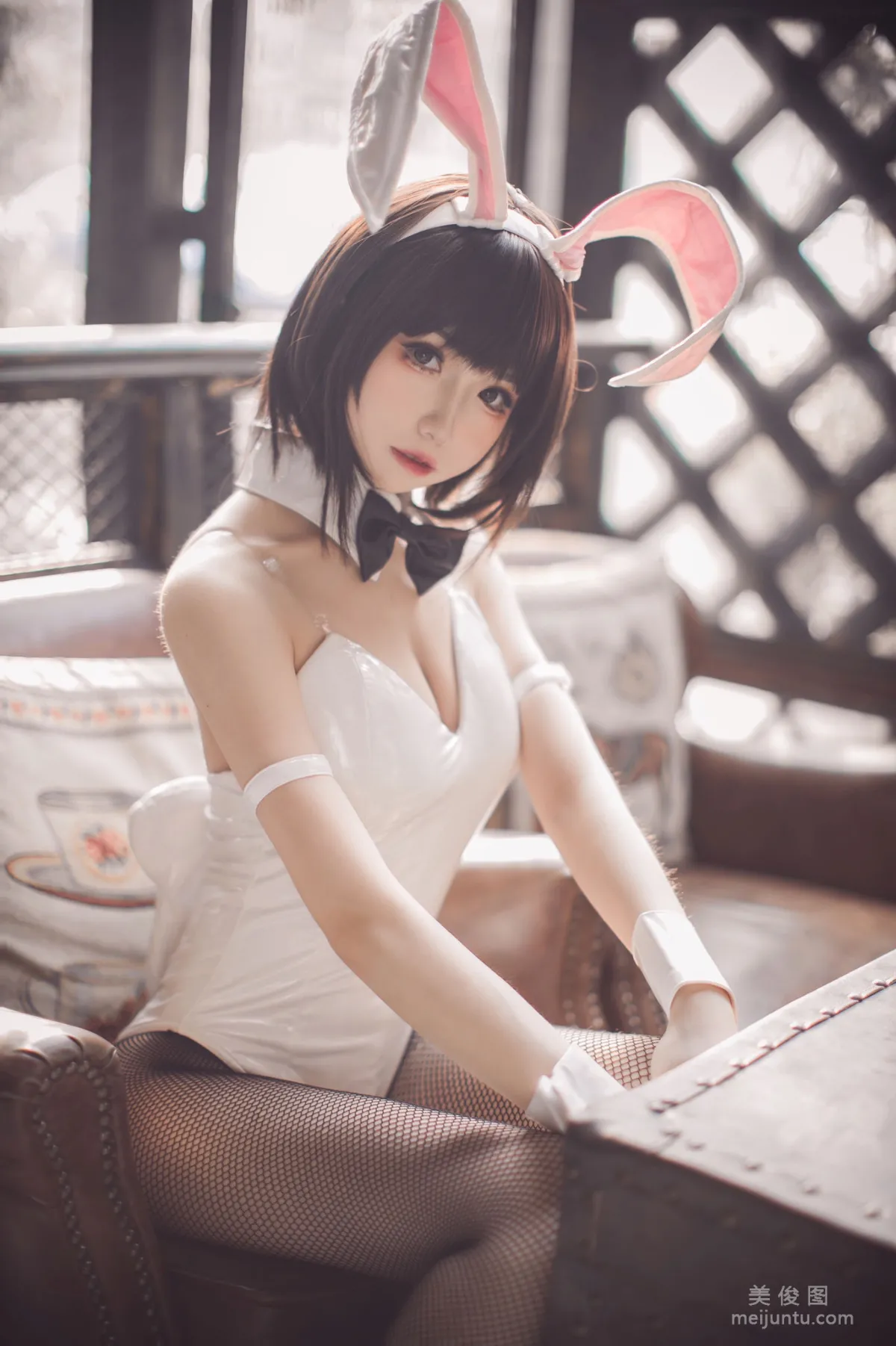 [Web Celebrity COSER Photos] Coser Yiyi - Megumi Kato Bunny Girl photo 40