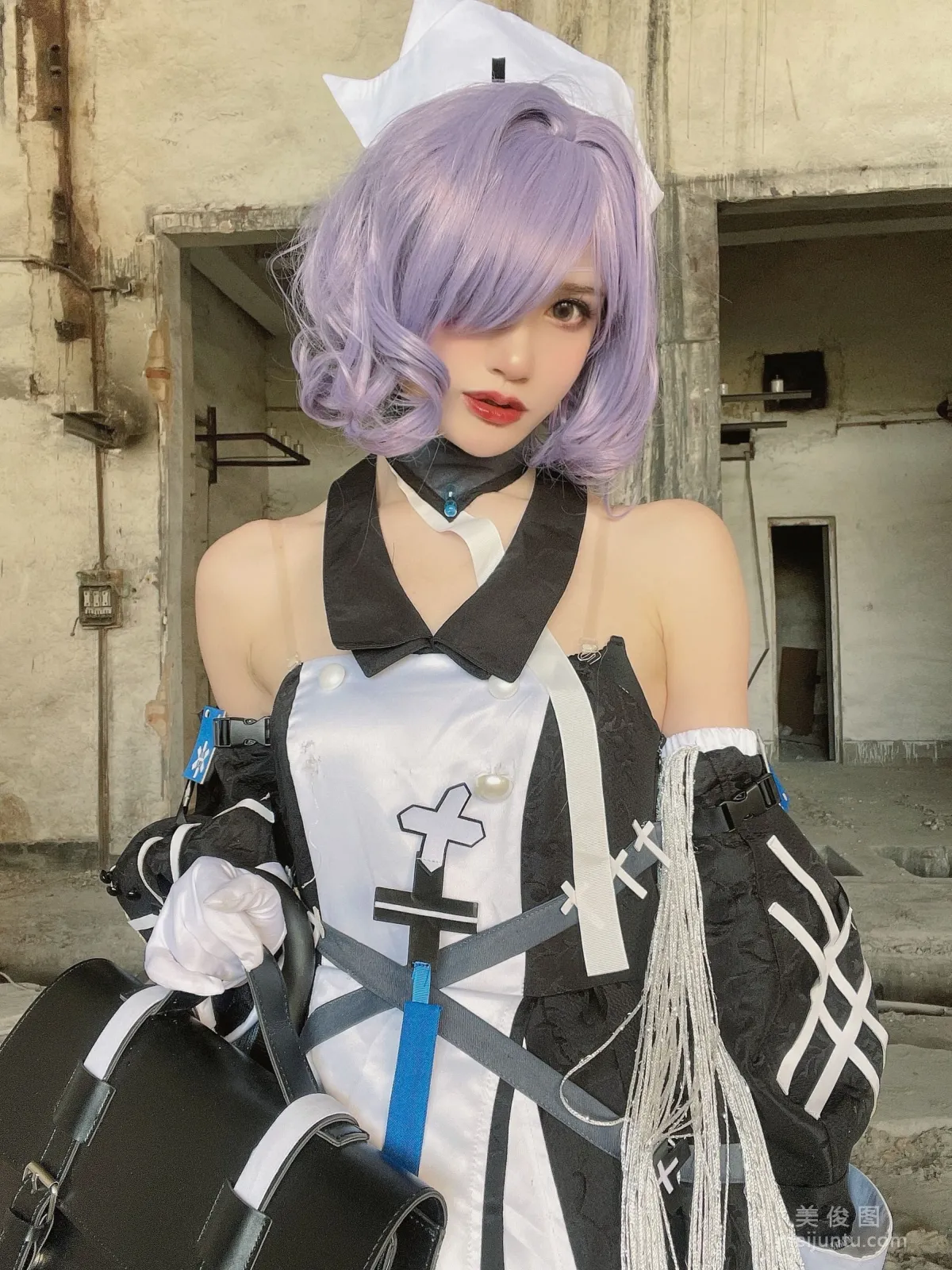 Muzhi Benguo: Web Idols photo 1