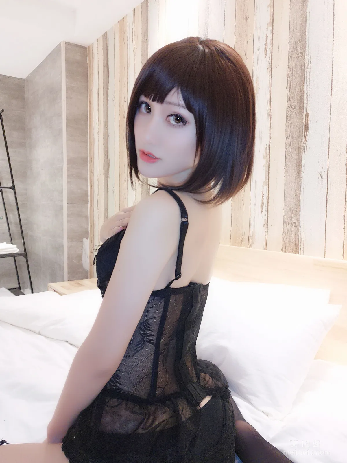 Muzhi Benguo: Web Idols photo 19