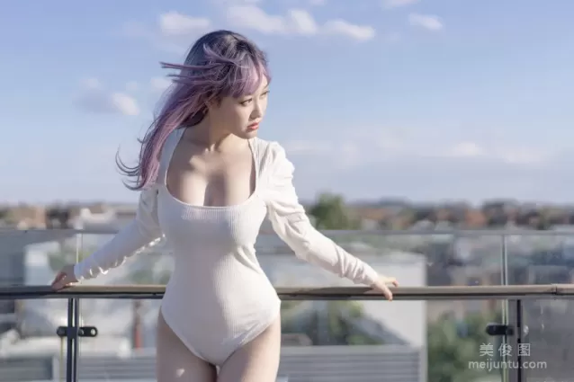 [網紅COSER寫真] 動漫博主脫尾巴Mizuki - 天台 套圖