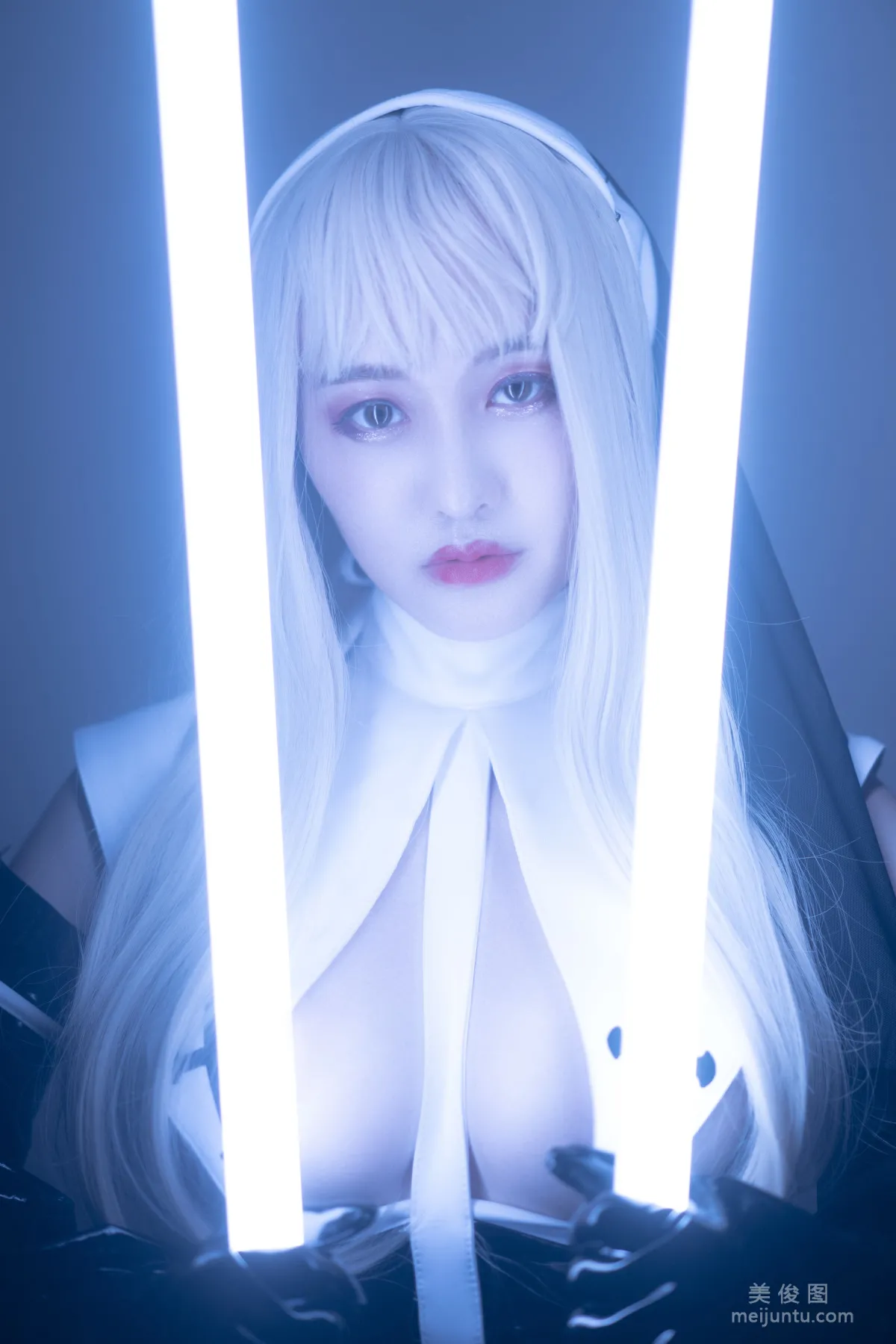 [Web Idols COSER Photos] Anime Blogger Tuoweiba Mizuki, Nun Set photo 19