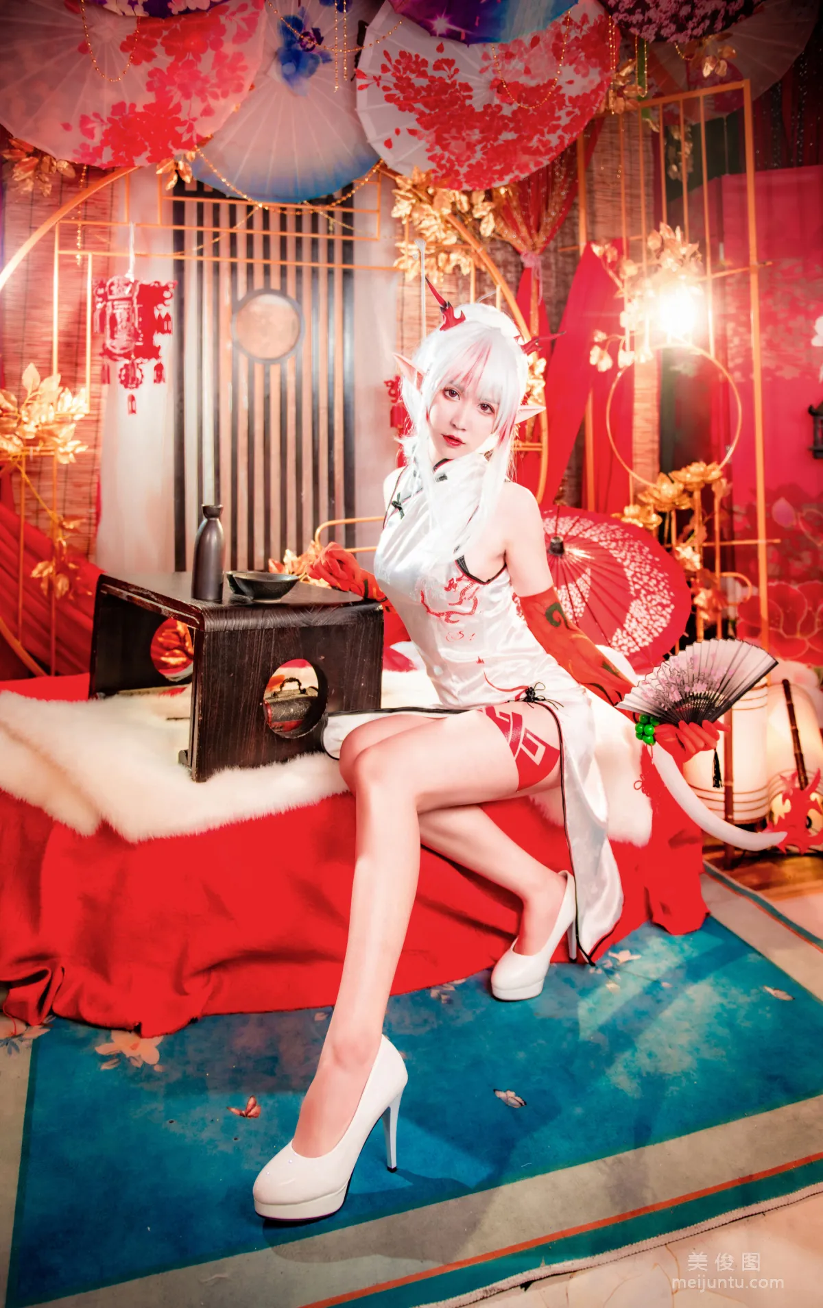 [Web Idols Coser Photos] Anime Blogger Ruanyi Fairy, Arknights Nian Set photo 1