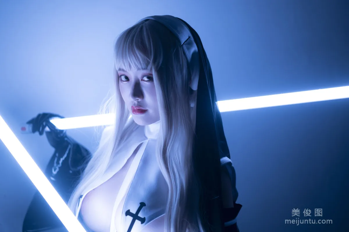 [Web Idols COSER Photos] Anime Blogger Tuoweiba Mizuki, Nun Set photo 17