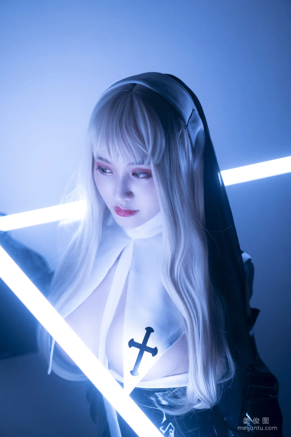[Web Idols COSER Photos] Anime Blogger Tuoweiba Mizuki, Nun Set photo 18