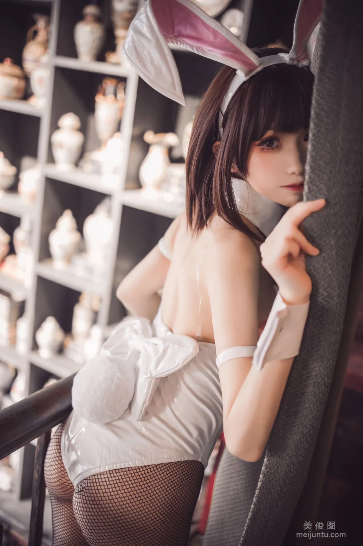 [Web Celebrity COSER Photos] Coser Yiyi - Megumi Kato Bunny Girl photo 42