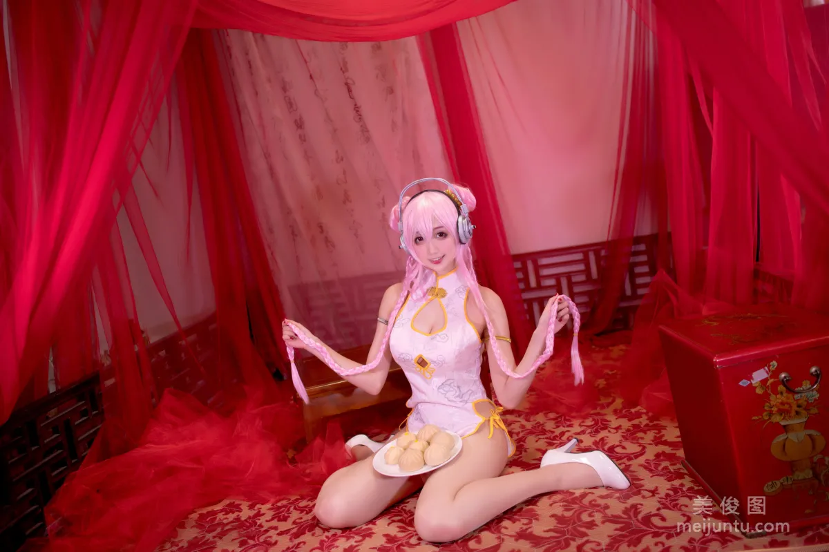 [Web Idols COSER Photos] Zhouji Shike Aitu Tu, Qipao Sonico Set photo 9