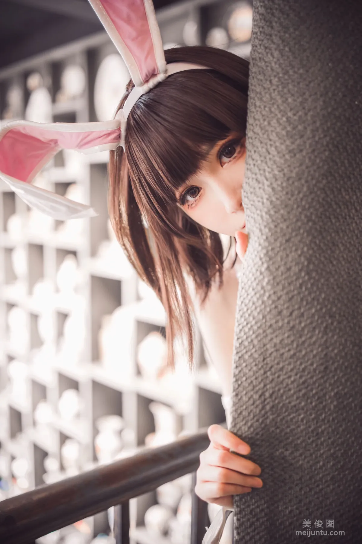 [Web Celebrity COSER Photos] Coser Yiyi - Megumi Kato Bunny Girl photo 41