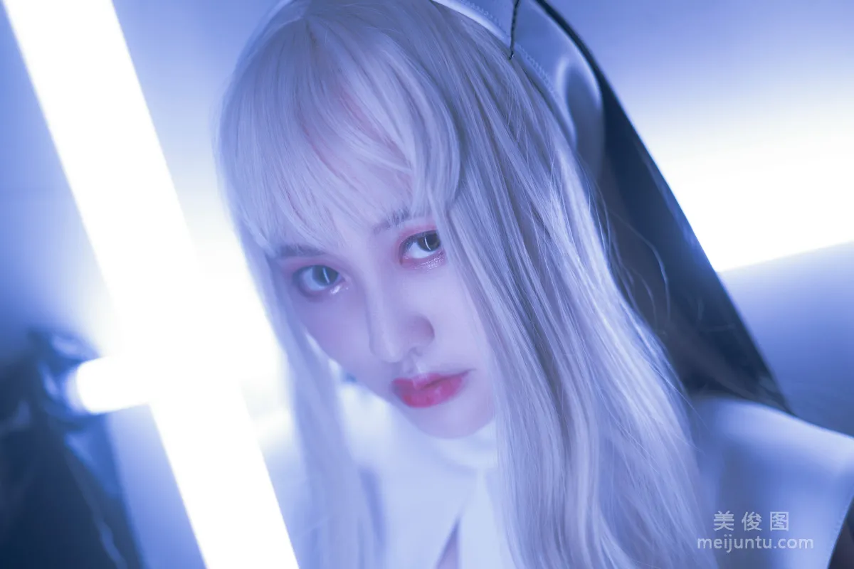 [Web Idols COSER Photos] Anime Blogger Tuoweiba Mizuki, Nun Set photo 4