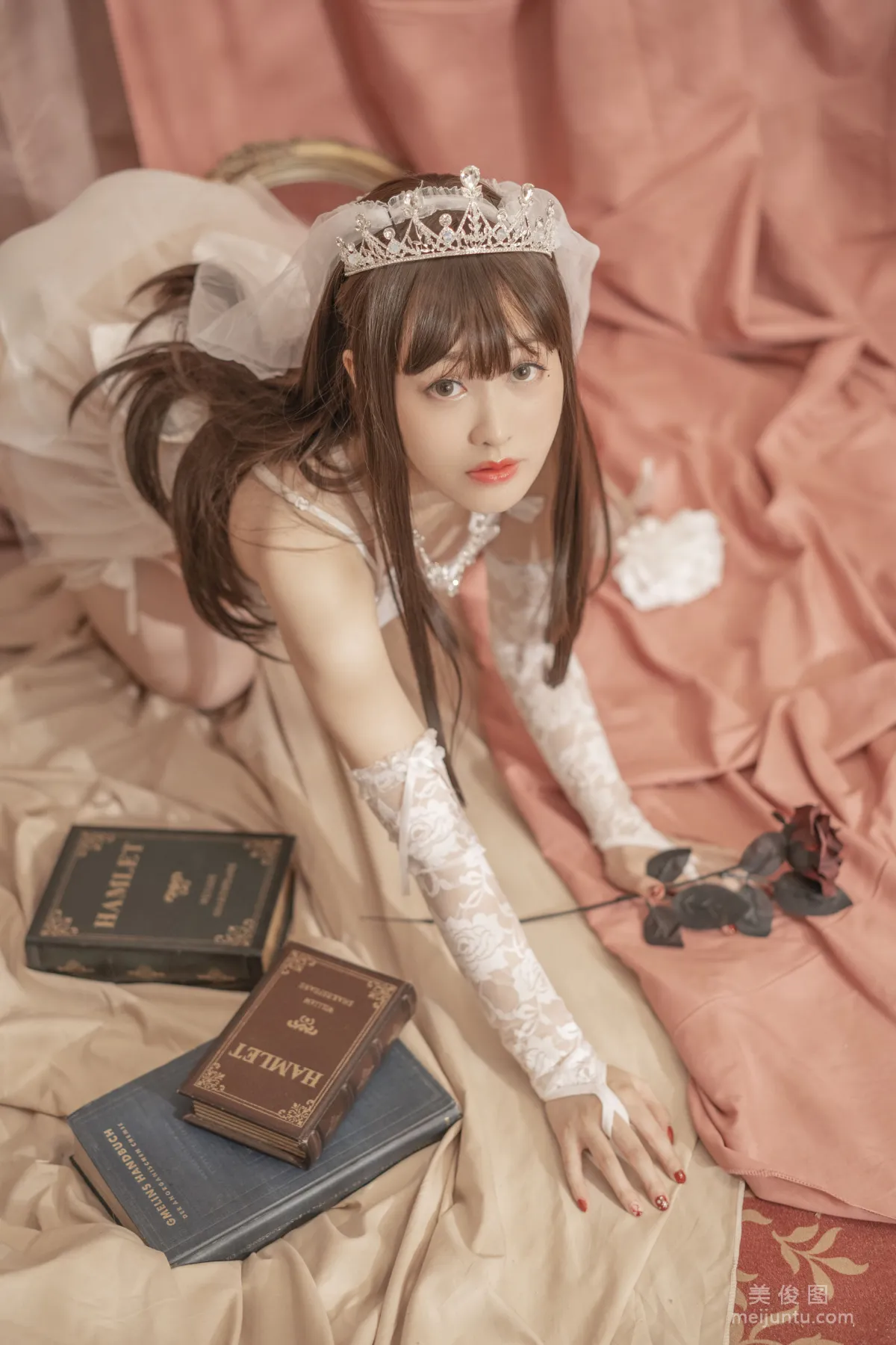 [Web Idols Coser Photos] Anime Blogger Tuoweiba Mizuki - Wedding Dress Set photo 13
