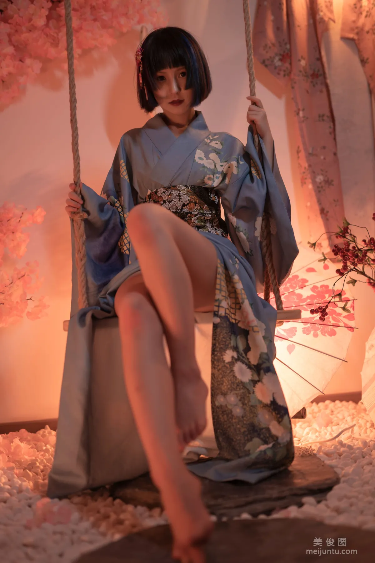 Yun Zai: Web Idols photo 20