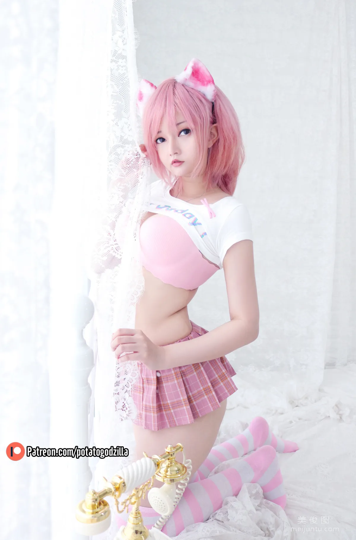 Coser Girl Potato Godzilla - Pink Casual Set photo 18