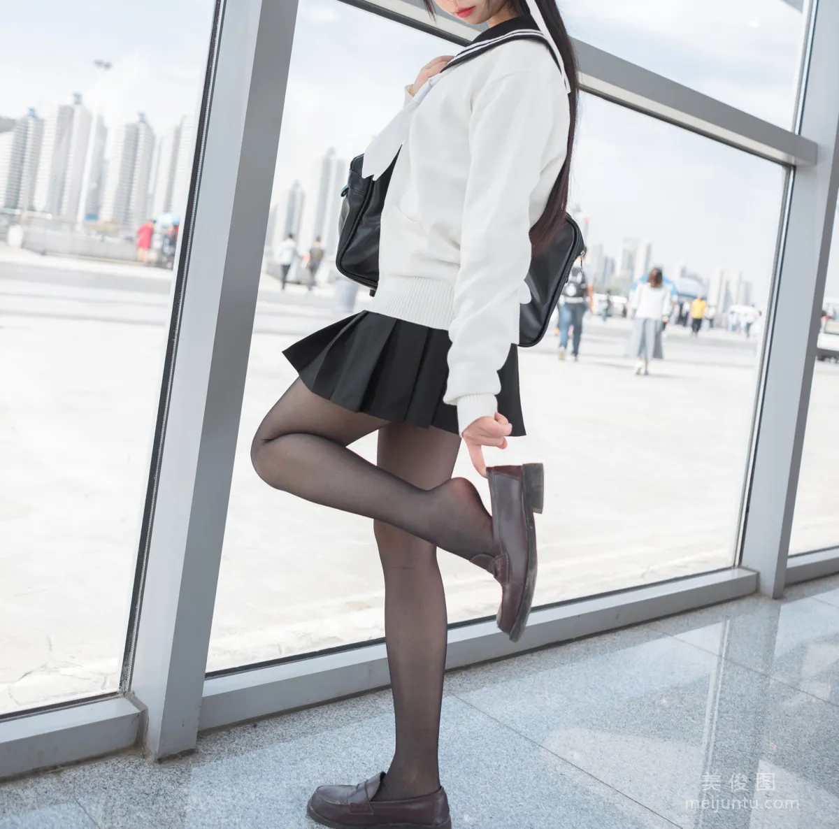 Xue Qi: Web Idols photo 23