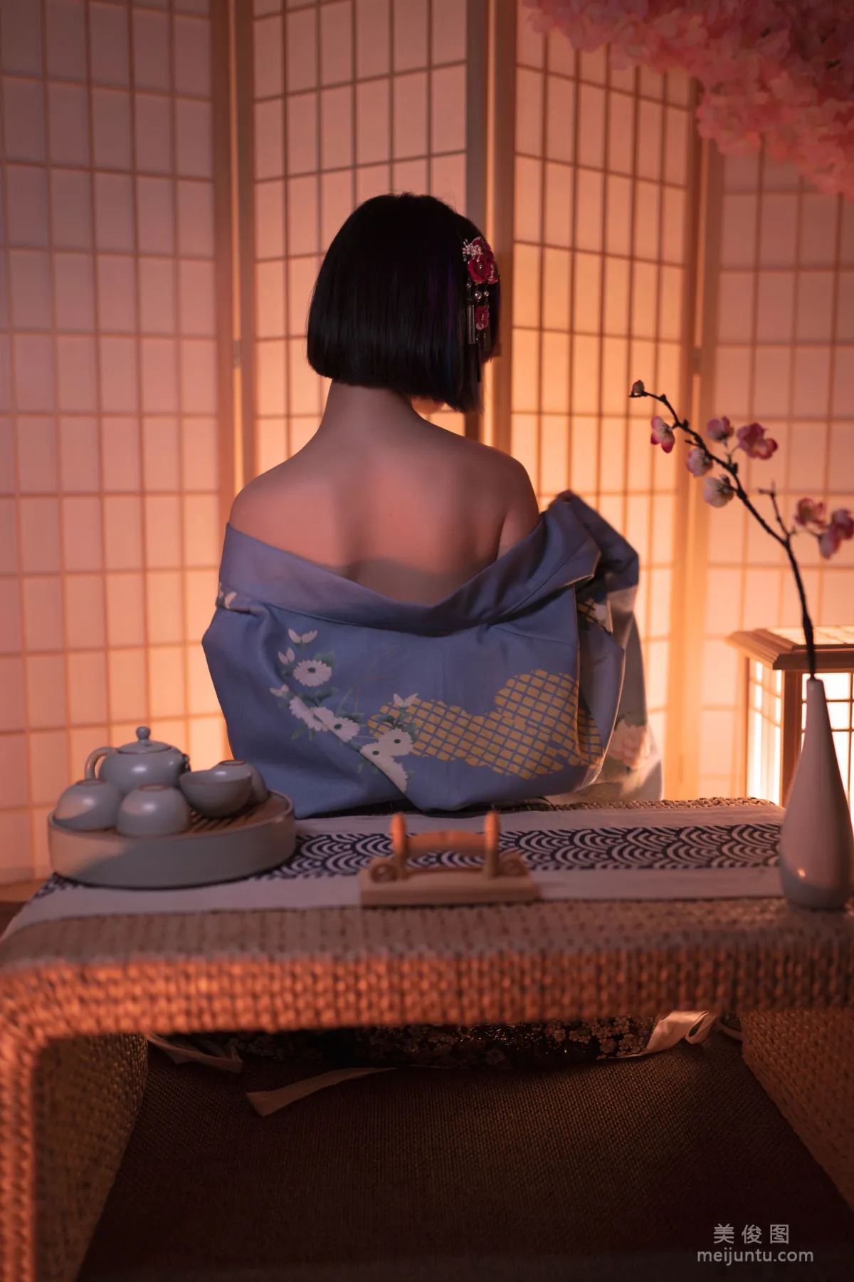 Yun Zai: Web Idols photo 30