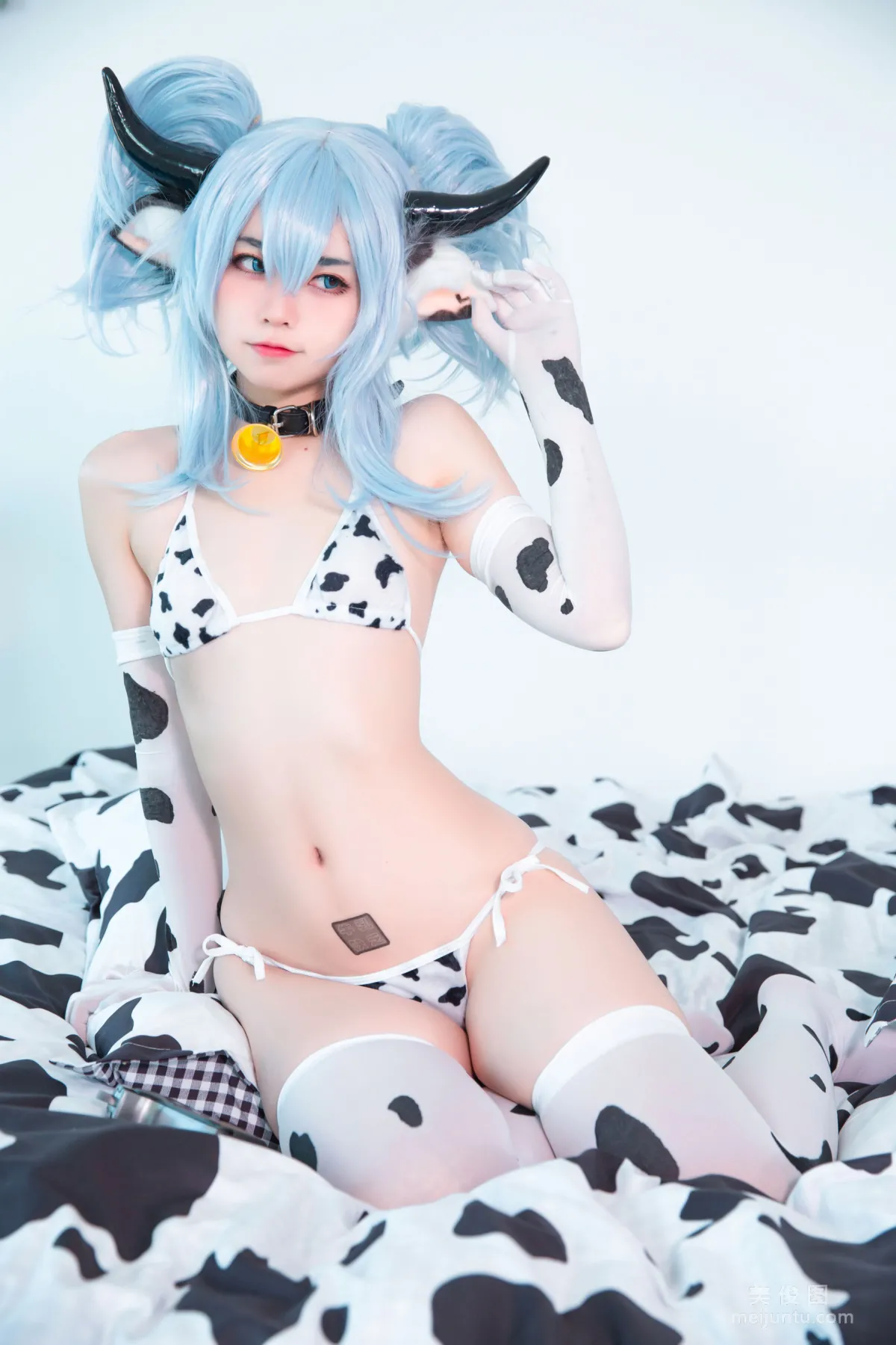 [Web Idol COSER Photo] Anime Blogger G44 Buhui Shoushang - PA-15 Cow Set photo 7