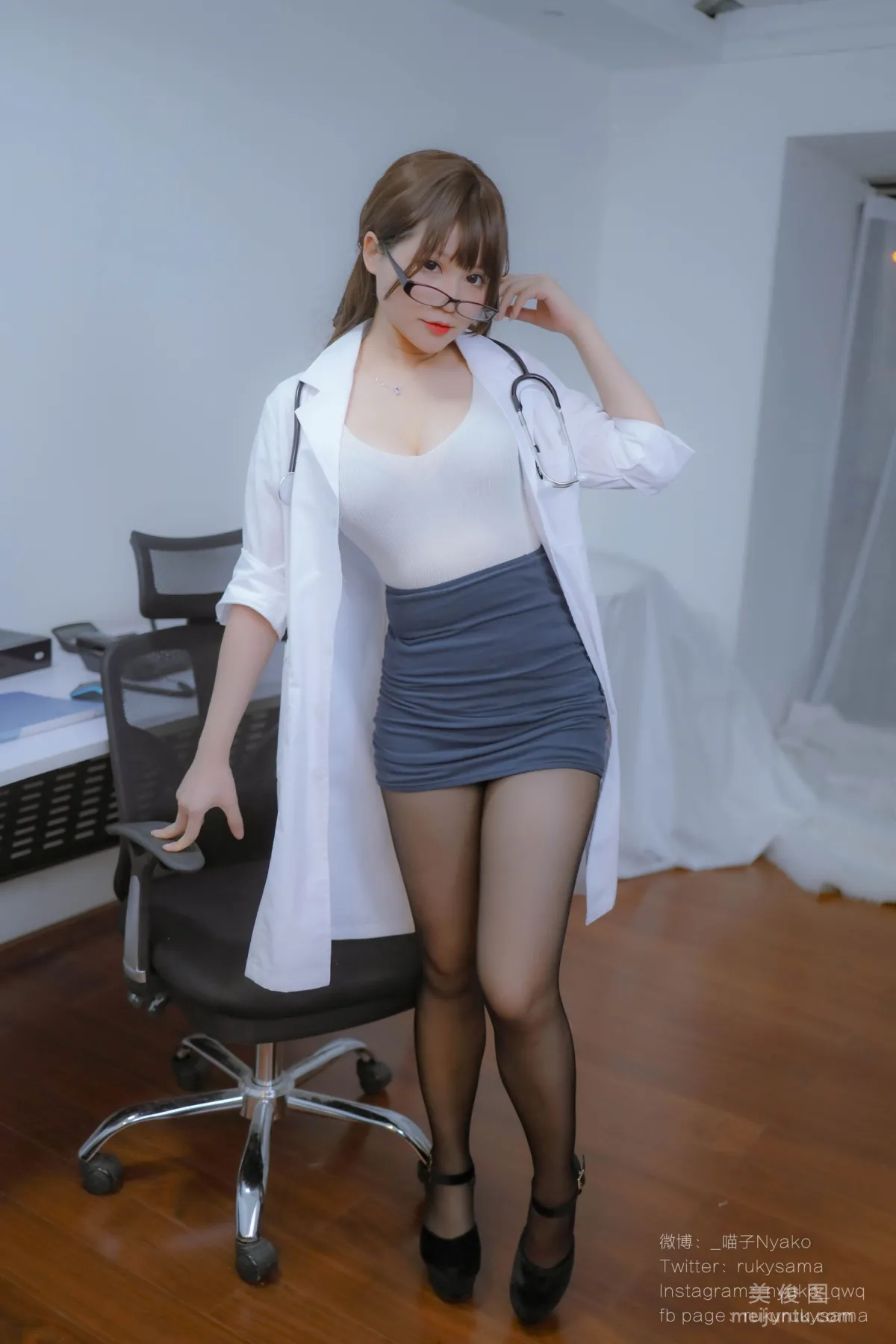 [Web Idols COSER Photo] Cute Girl Nyako Miaozi, Secret Ward Set photo 29