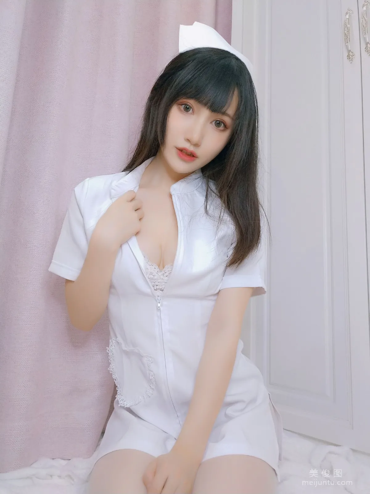 Muzhi Benguo: Web Idols photo 10