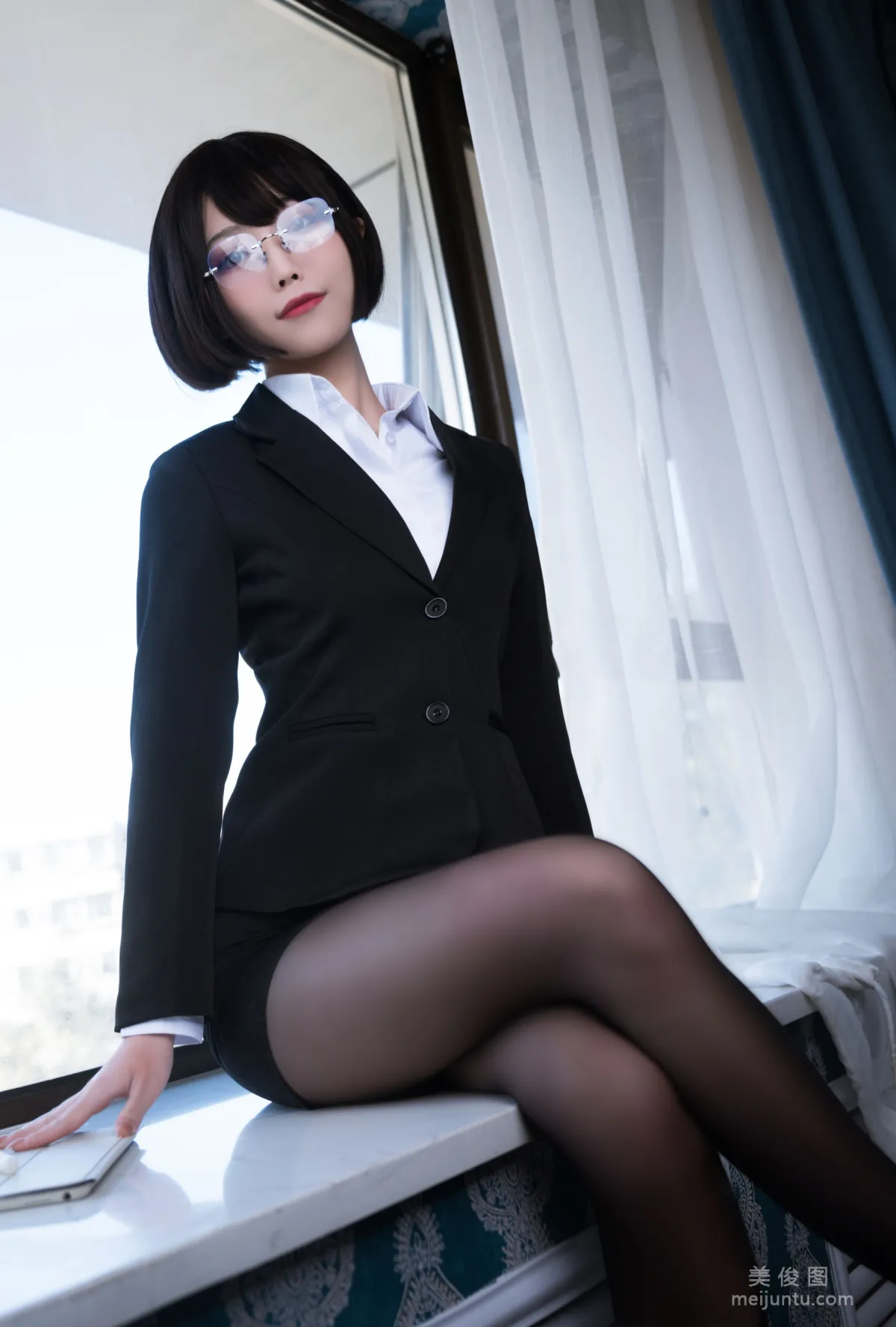 Cosplay汪知子 - 黑絲OL 套圖 11