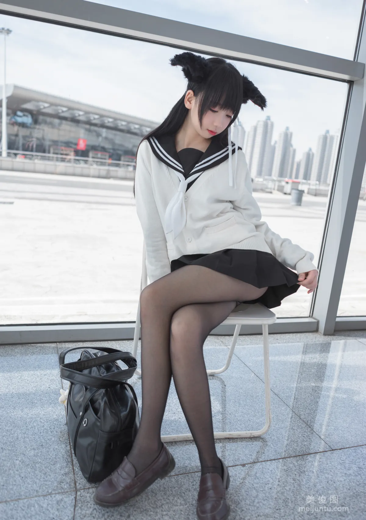 Xue Qi: Web Idols photo 4