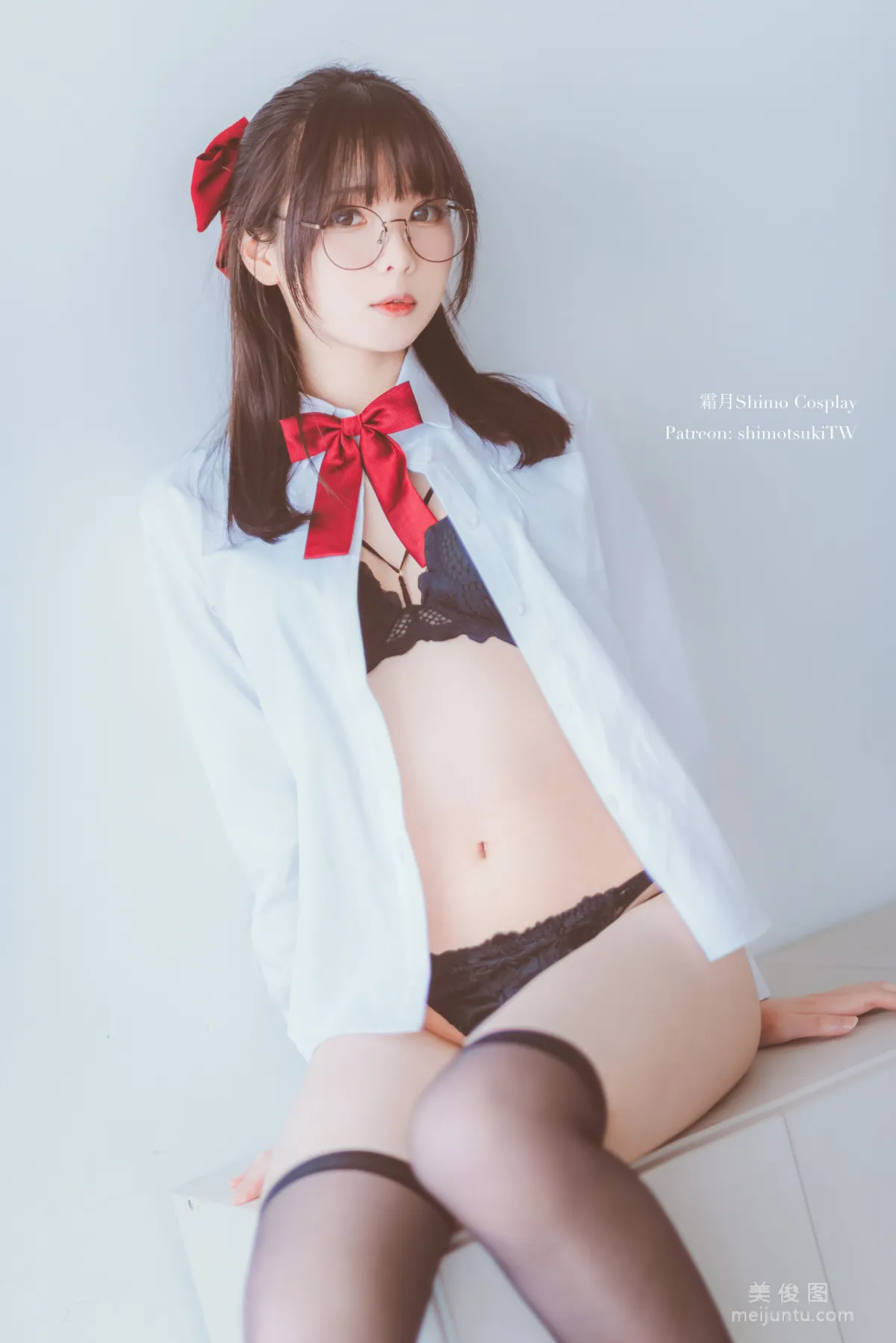 [網紅COSER] 微博妹紙霜月shimo - JK校服的誘惑 16