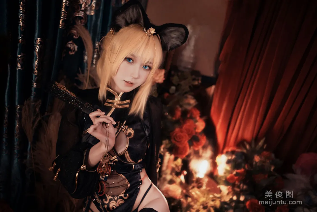 [Web Idol Coser Photos] Anime Blogger Abao Yeshi Tuniang - A Qipao That Belongs Only to You Set photo 1