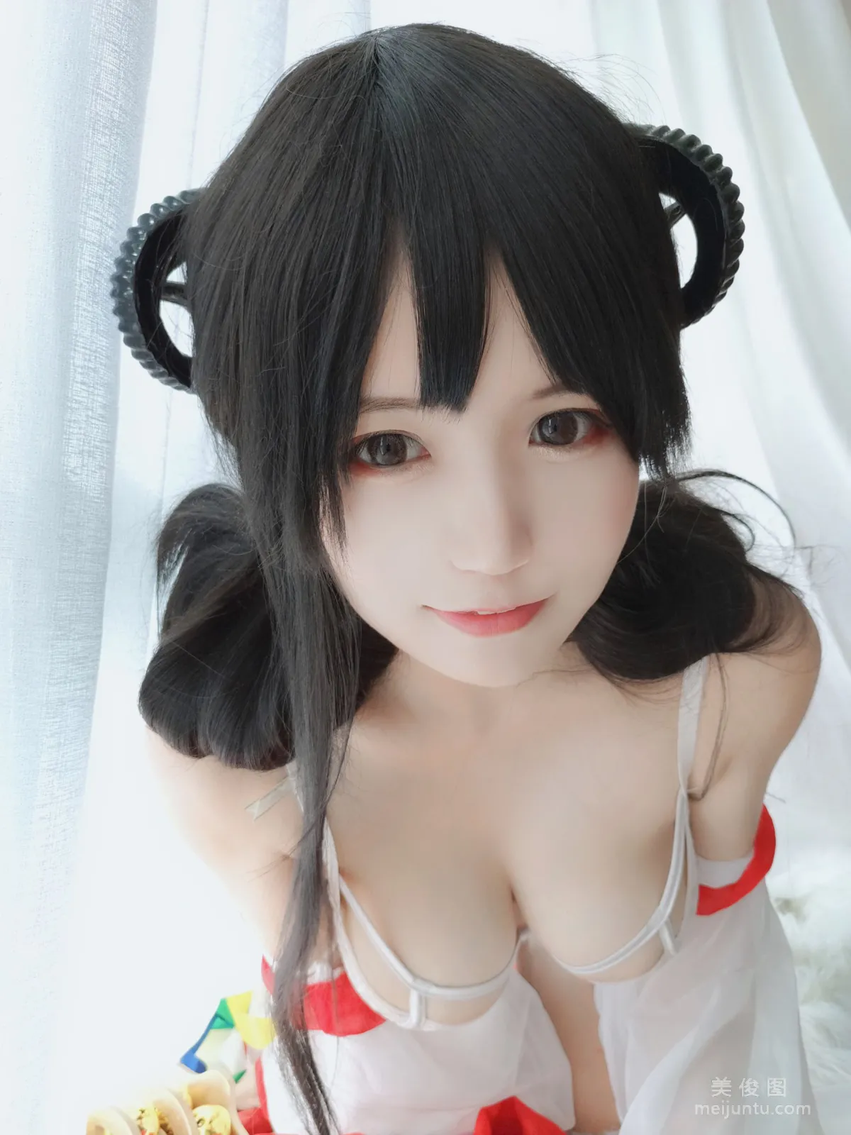 [Web Idol COSER Photos] Anime Blogger Xiaocang Qiandai w - Shrine Maiden DLC Set photo 2