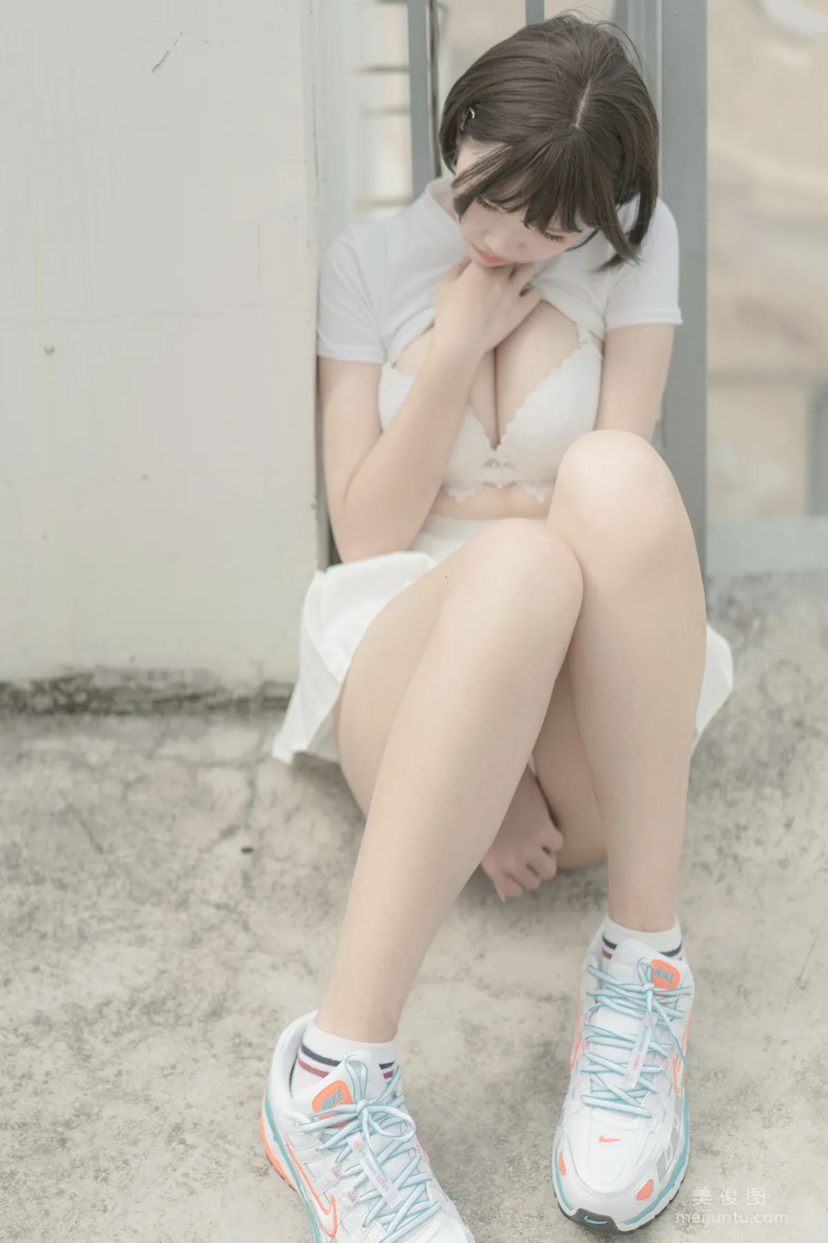 Quirky Girl Axun kaOri, Rooftop Set photo 80
