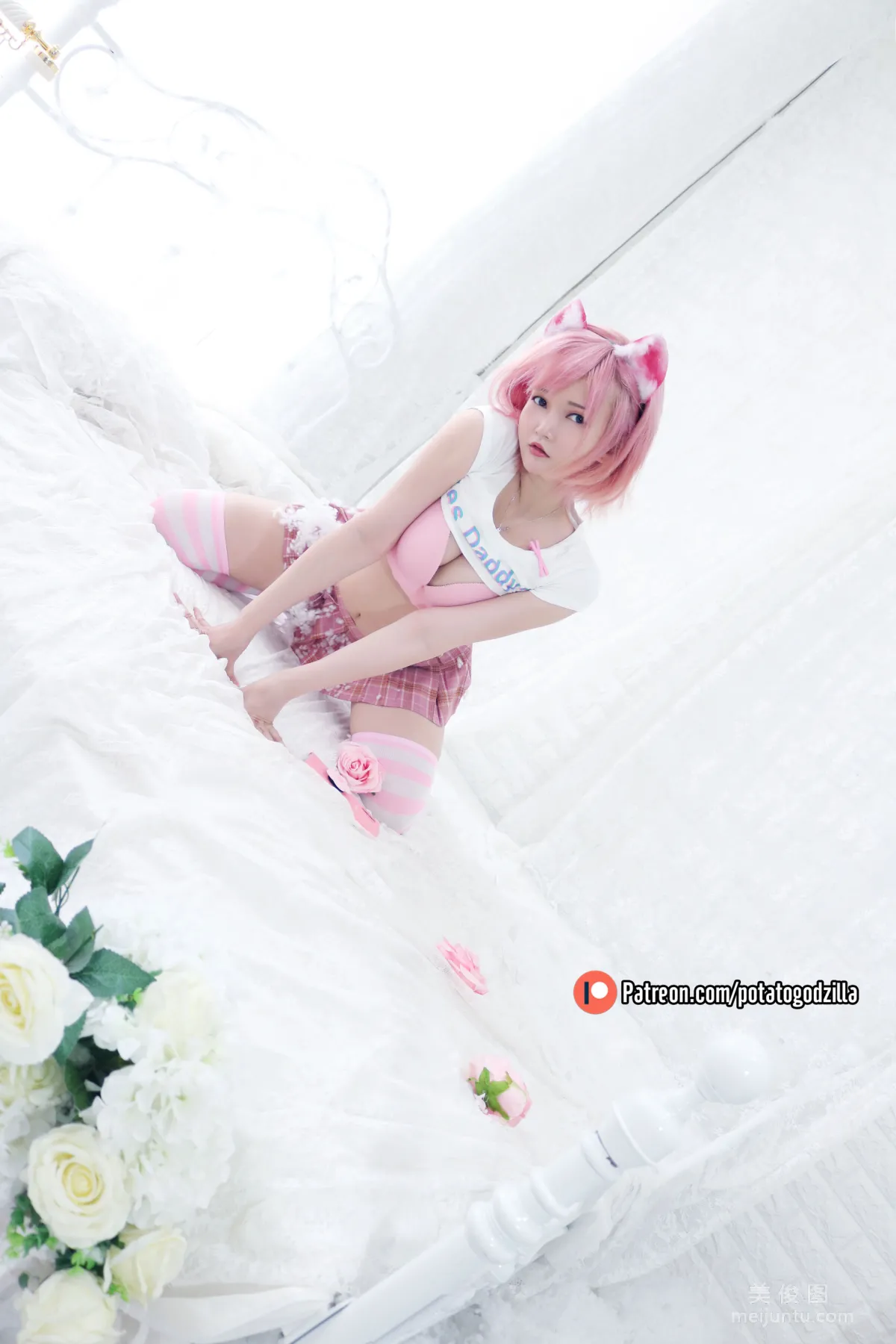 Coser Girl Potato Godzilla - Pink Casual Set photo 12
