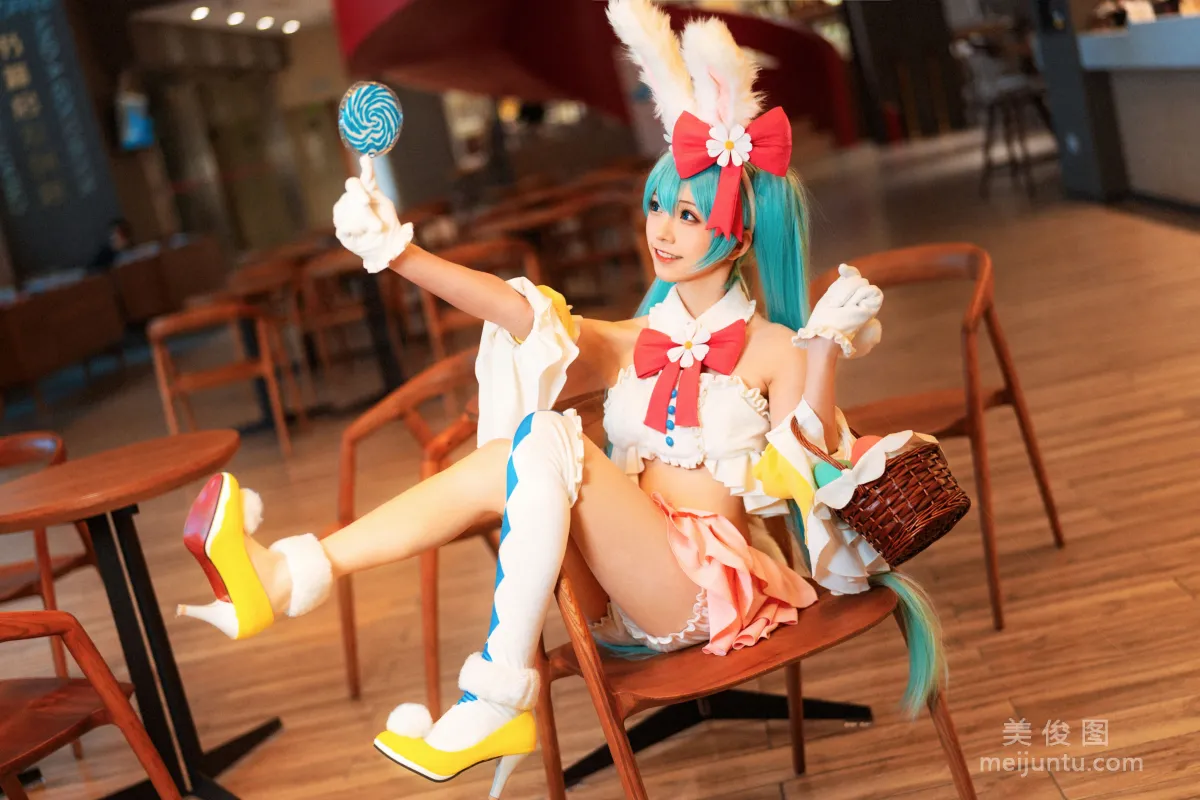 Qi Tailang: Web Idols photo 8