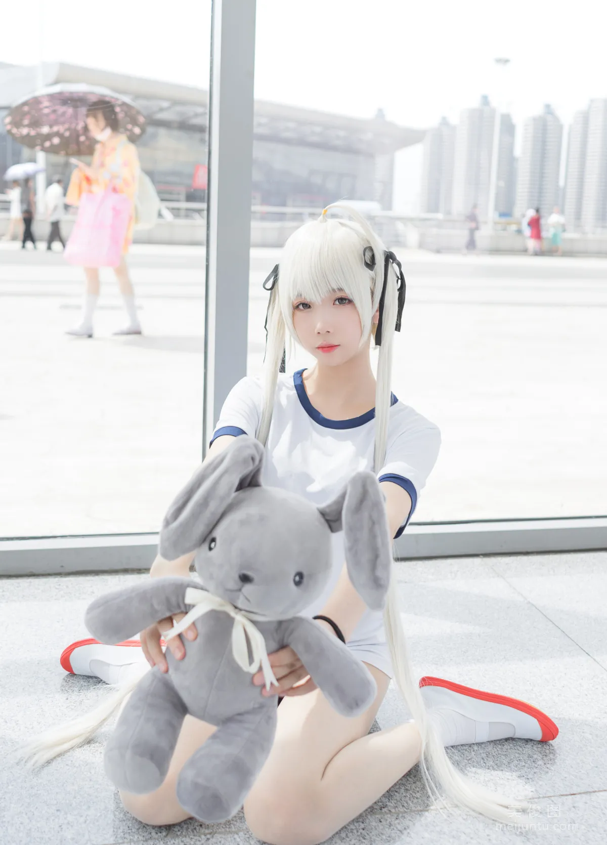 Xue Qi: Web Idols photo 7