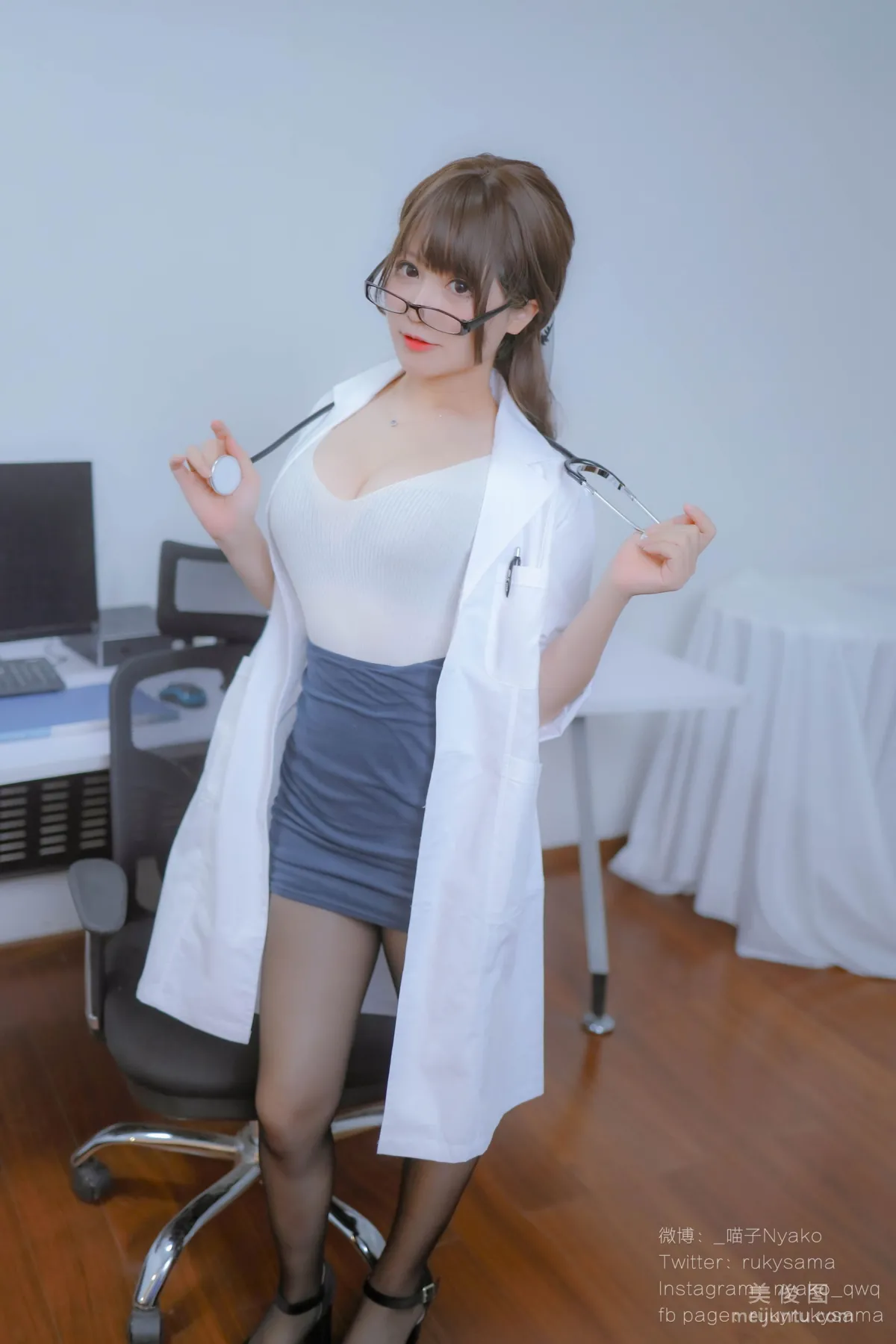 [Web Idols COSER Photo] Cute Girl Nyako Miaozi, Secret Ward Set photo 27