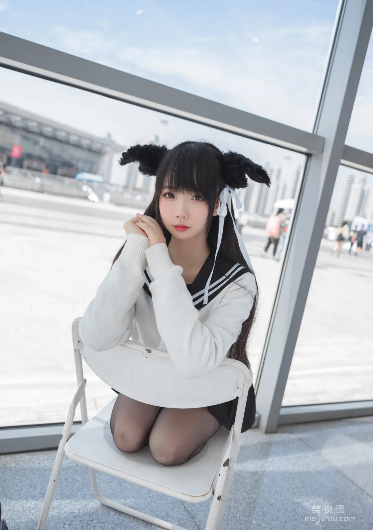 Xue Qi: Web Idols photo 2