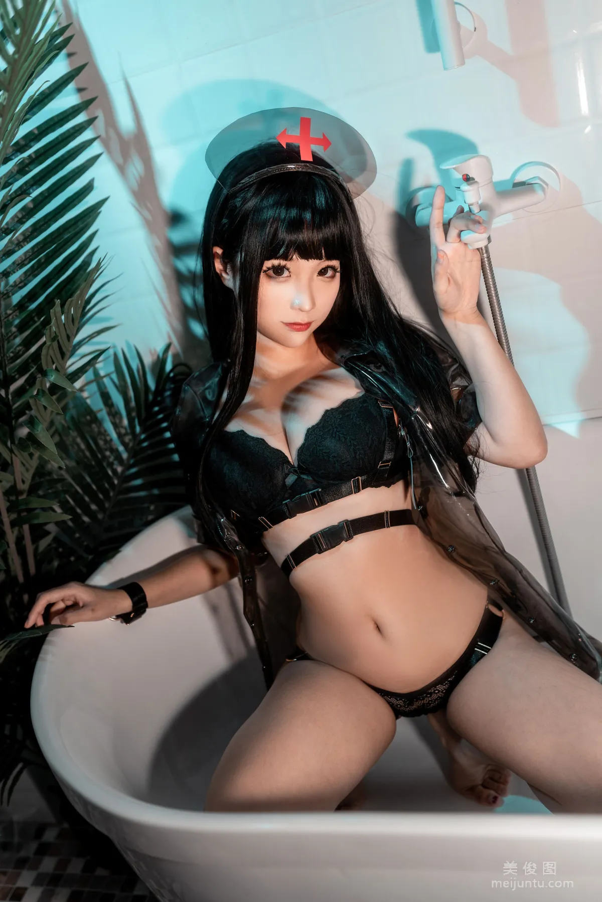 Chun Momo: Web Idols photo 2
