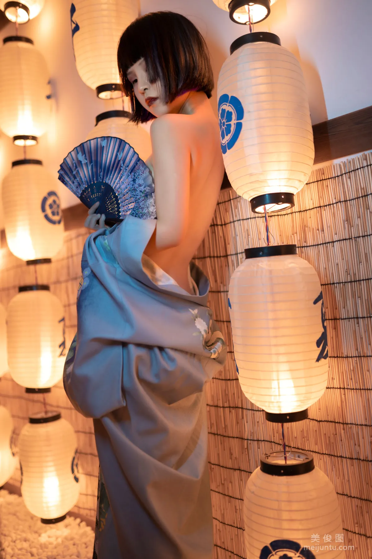 Yun Zai: Web Idols photo 25