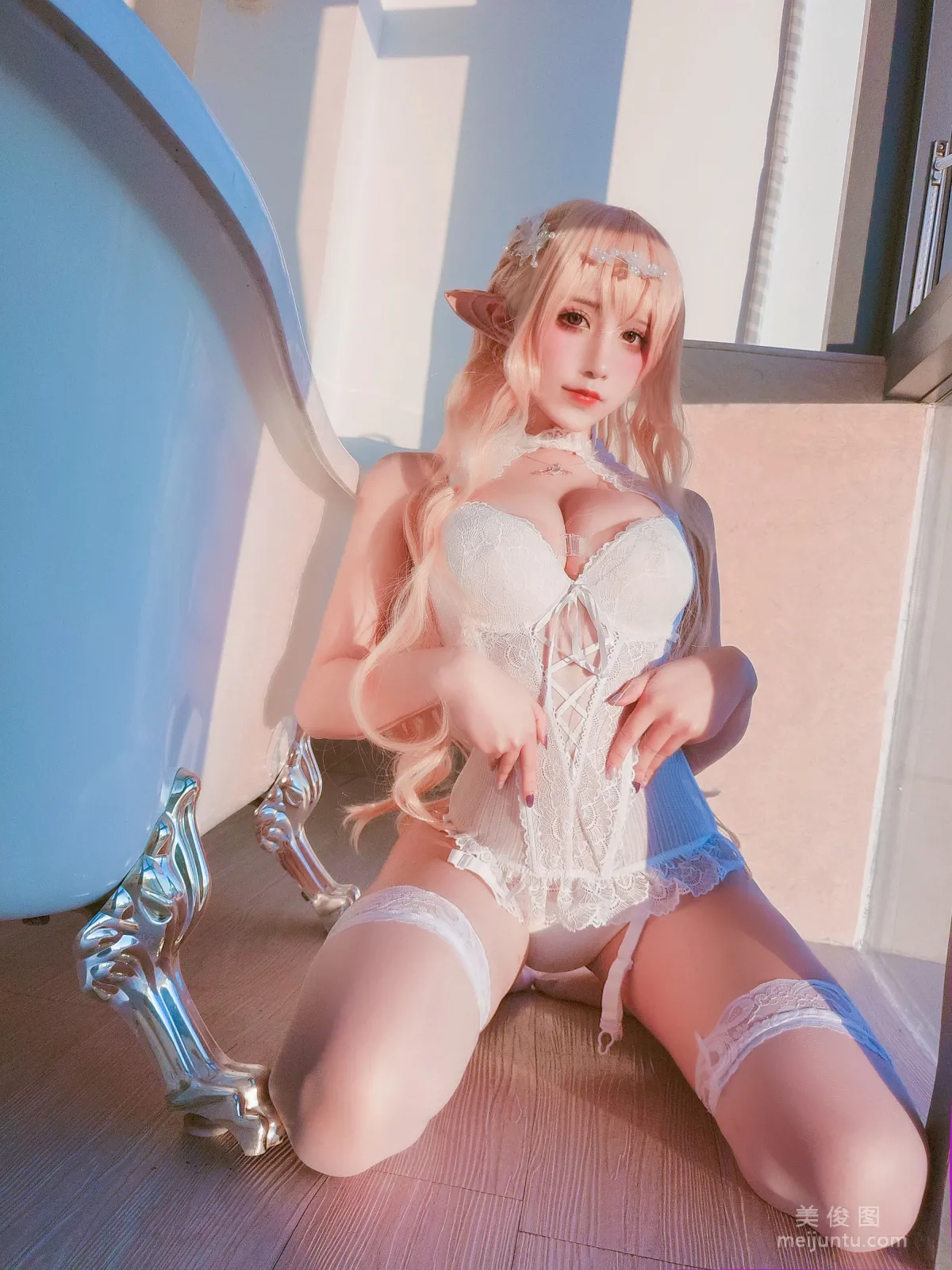 Jiuqu Jean: Web Idols photo 11