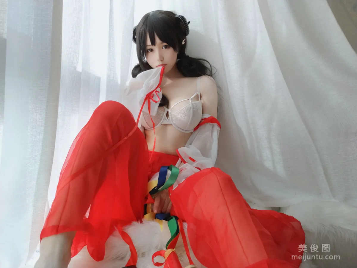 [Web Idol COSER Photos] Anime Blogger Xiaocang Qiandai w - Shrine Maiden DLC Set photo 26