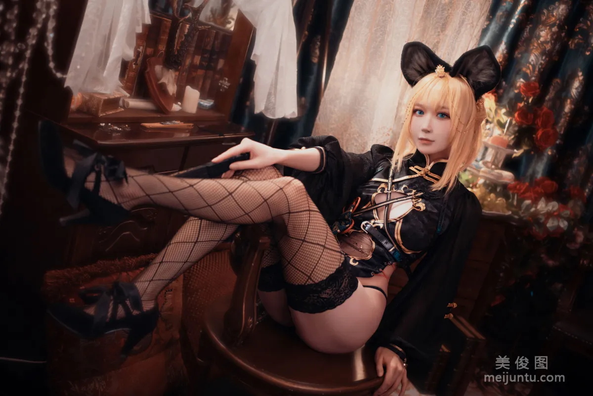 [Web Idol Coser Photos] Anime Blogger Abao Yeshi Tuniang - A Qipao That Belongs Only to You Set photo 9