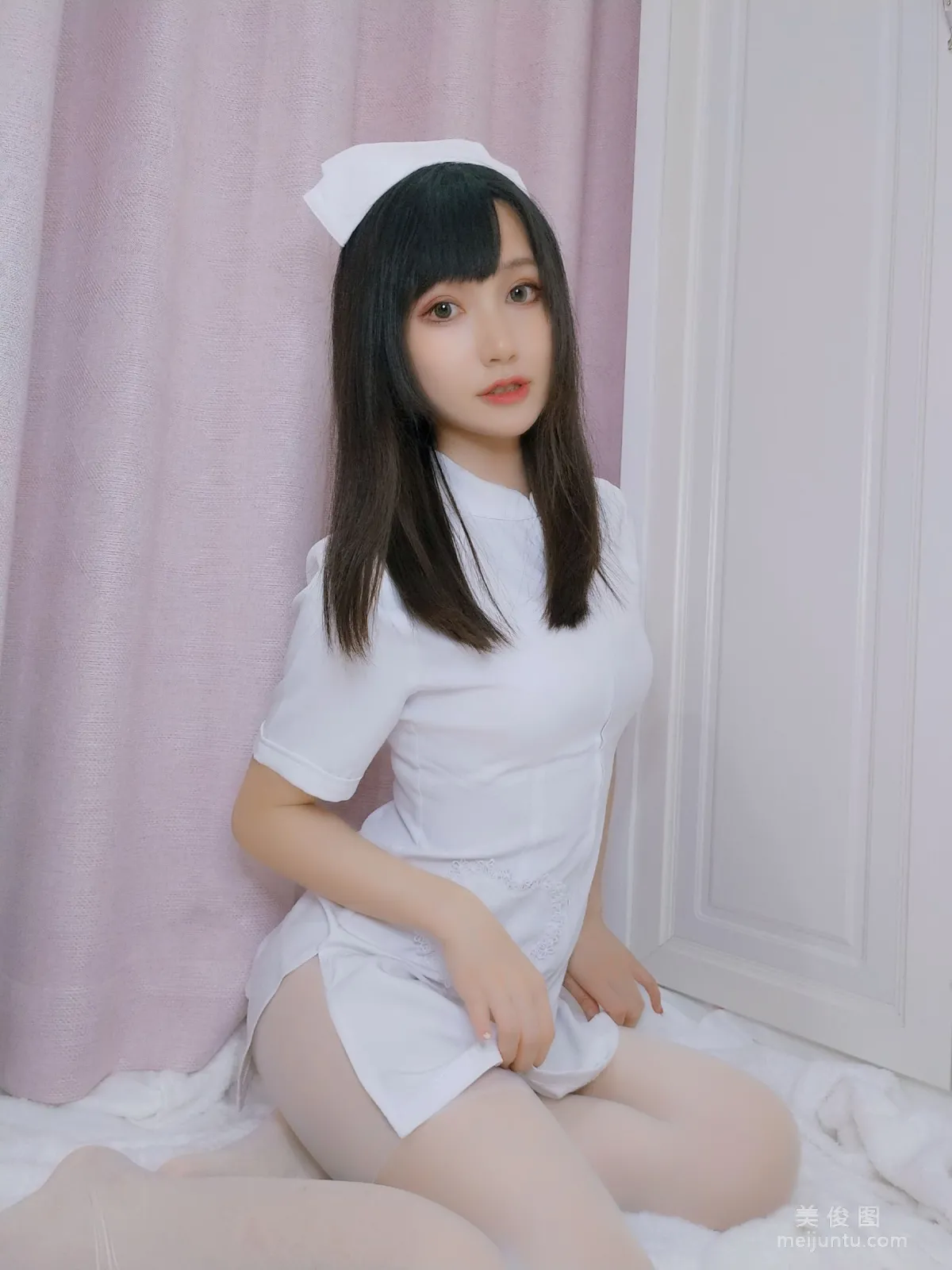 Muzhi Benguo: Web Idols photo 12