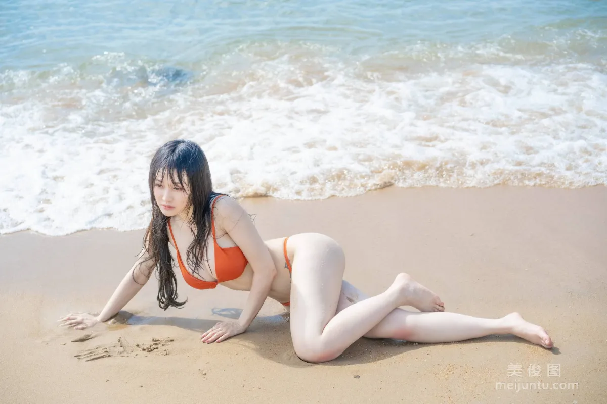 动漫博主脱尾巴Mizuki - 沙滩 套图8