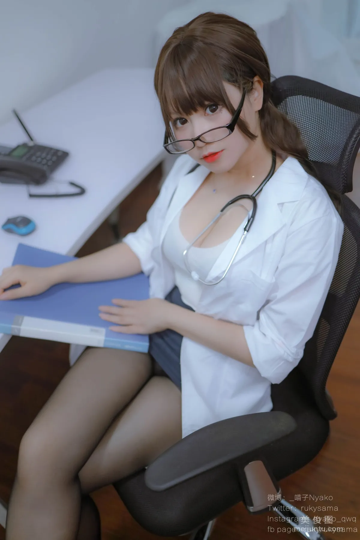 [Web Idols COSER Photo] Cute Girl Nyako Miaozi, Secret Ward Set photo 5